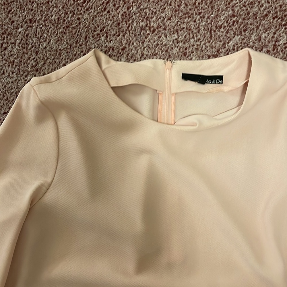 Pink top - Picture 3 of 3